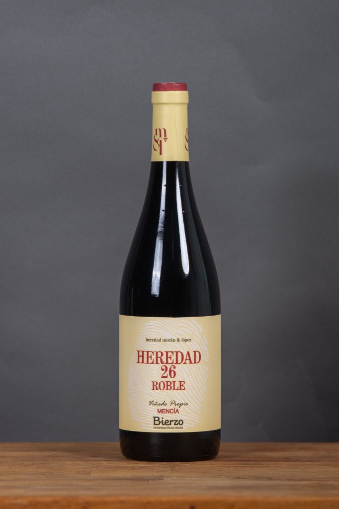 Fles Heredad 26 Mencia Roble - verkrijgbaar bij Veni Vino