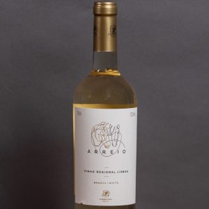 Fles Arreio Vinho Lisboa Branco – frisse Portugese witte wijn uit Lisboa met citrus, groene appel en lichte, fruitige stijl, perfect voor bij sushi.