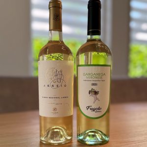 BBQ Wijnpakket Wit met Garganega van Fugolo en Arreio Vinho Regional Lisboa Branco