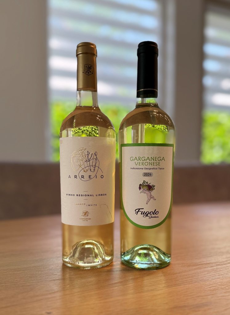 BBQ Wijnpakket Wit met Garganega van Fugolo en Arreio Vinho Regional Lisboa Branco